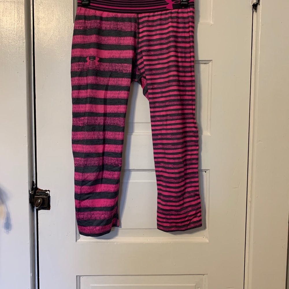 UA athletic Capri leggings